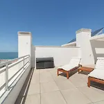아파트 Views X - By Sch