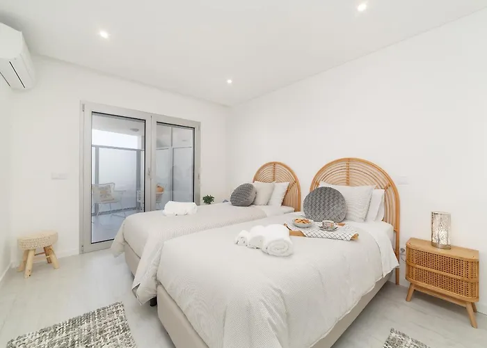 Views X - By Sch Apartment Nazare