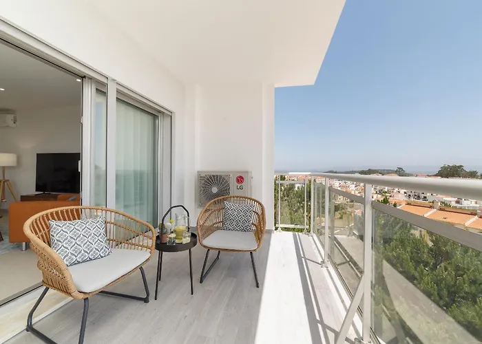 Views X - By Sch Apartment