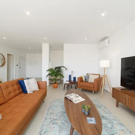 Views X - By Sch Nazaré