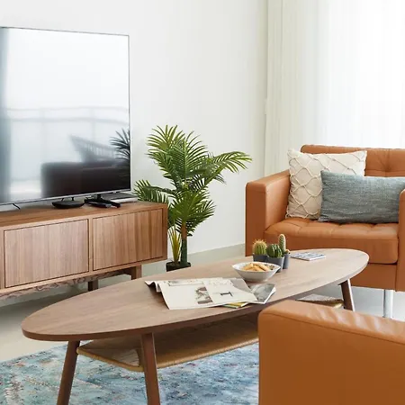 Views X - By Sch דירה *